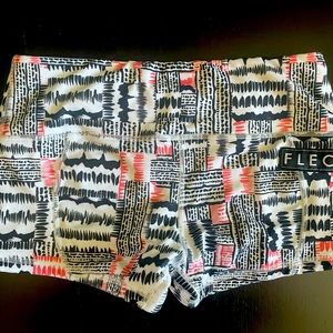 Fleo Low Rise Contour